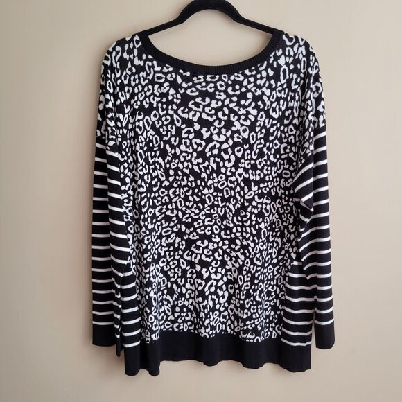 Chicos Womens Lightweight Sweater Size XL Graphic Black White Leopard Boat Neck - Picture 7 of 9